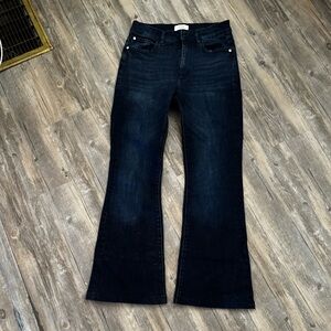 Excellent condition. No flaws